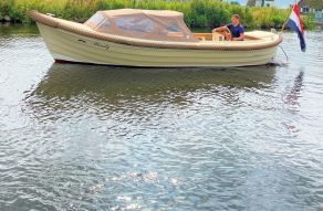 Albatros 23