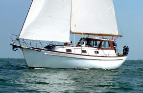 Cheoy Lee Offshore 32 Pilothouse, ( Ontwerper Raymond Richards )