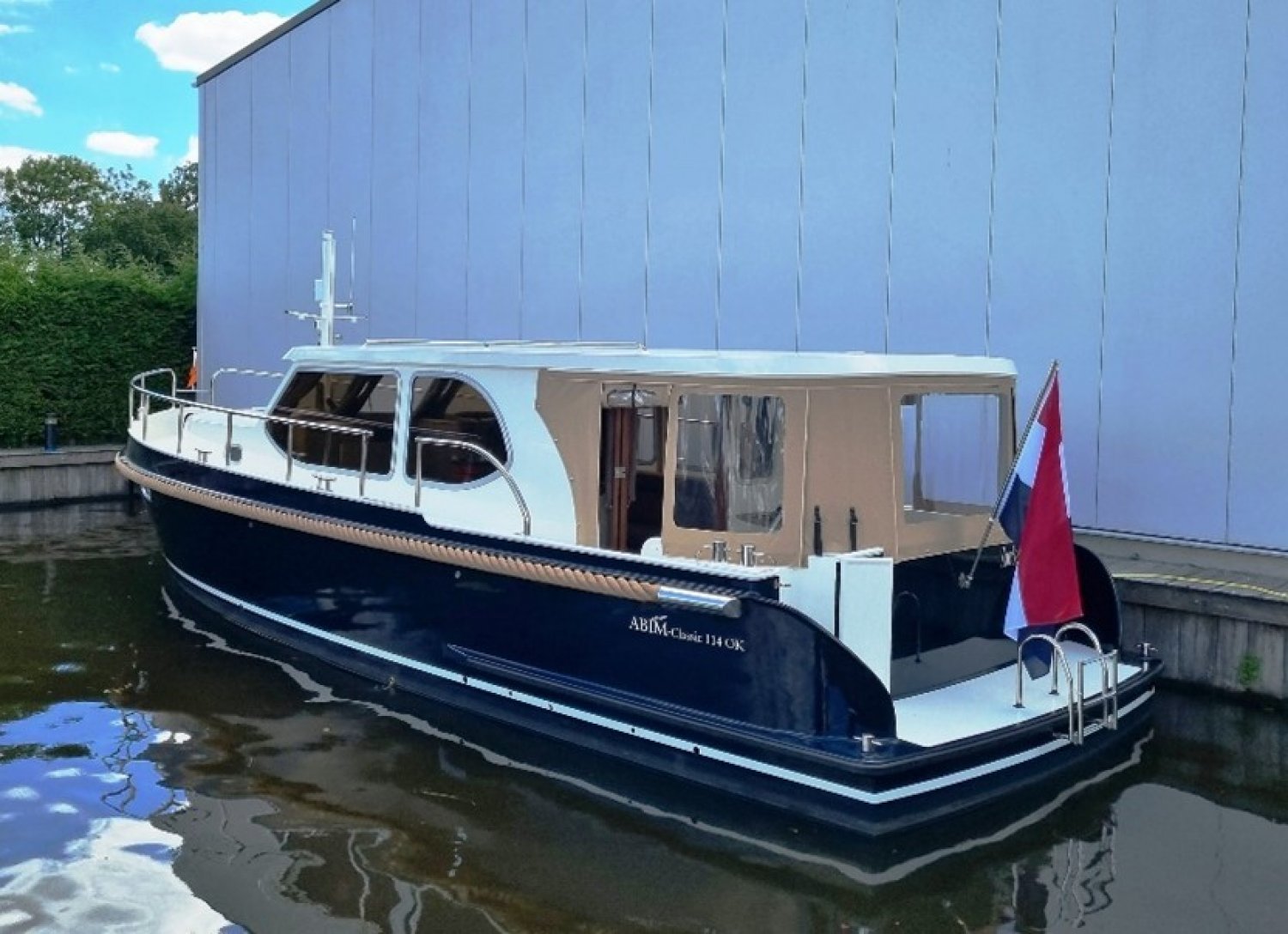 stahl motoryacht zu verkaufen