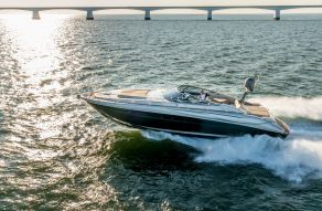 Riva Rivale 52