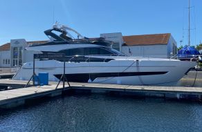 Fairline Squadron 68
