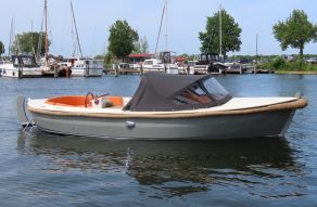 Stalen sloep 650