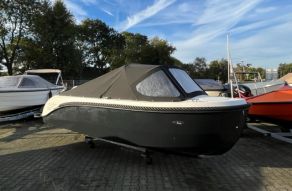 Oud Huijzer 600 Tender