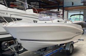 Jeanneau 5.5 Center Console