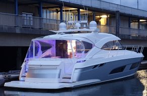 Riviera 4800 Sport Yacht Series II