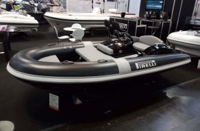 PIRELLI Speedboats J33 Black Edition