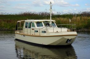 Conavroegh Rob 900