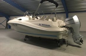Quicksilver 635 Commander met Honda 135 pk