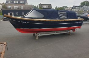 Antaris 630 lounge met Vetus 42 pk