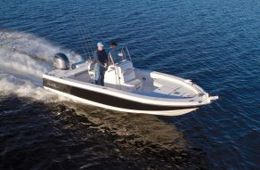 Robalo Bay Boats 226 Cayman