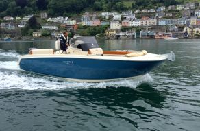 Invictus yacht Invictus 240 fx console boot