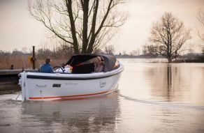 Maxima Boats 650 Lounge
