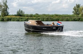 Maxima 650 Flying Lounge met Honda 100 pk!