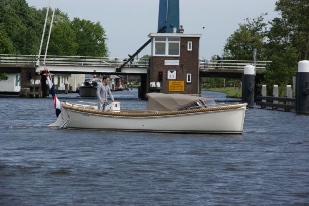 Seafury 760