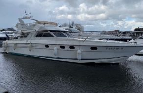 Fairline 50