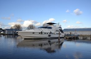 Fairline Squadron 62