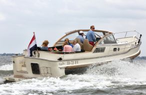 Menken Maritiem Newport Bass