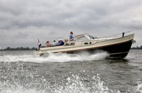 Menken Maritiem Newport Bass