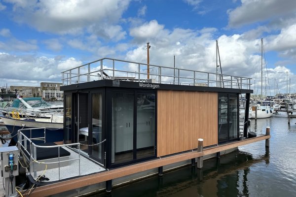 Zandvliet & Verlouw 11m Houseboat, Varend woonschip for sale by Zuiderzee Jachtmakelaars