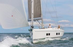 Hanse 548