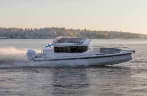 Axopar 28 Cabin
