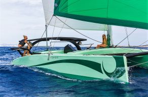 Solar Catamaran 1100
