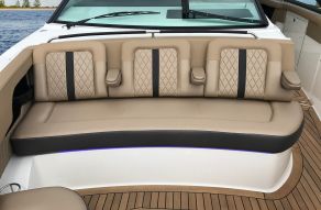 Sea Ray SLX 400