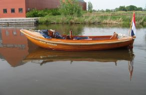 Helderse Houten Sloep
