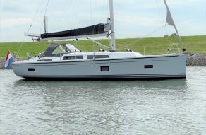 Hanse 388