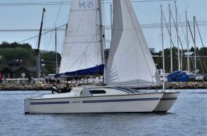 Havkat 27 Catamaran