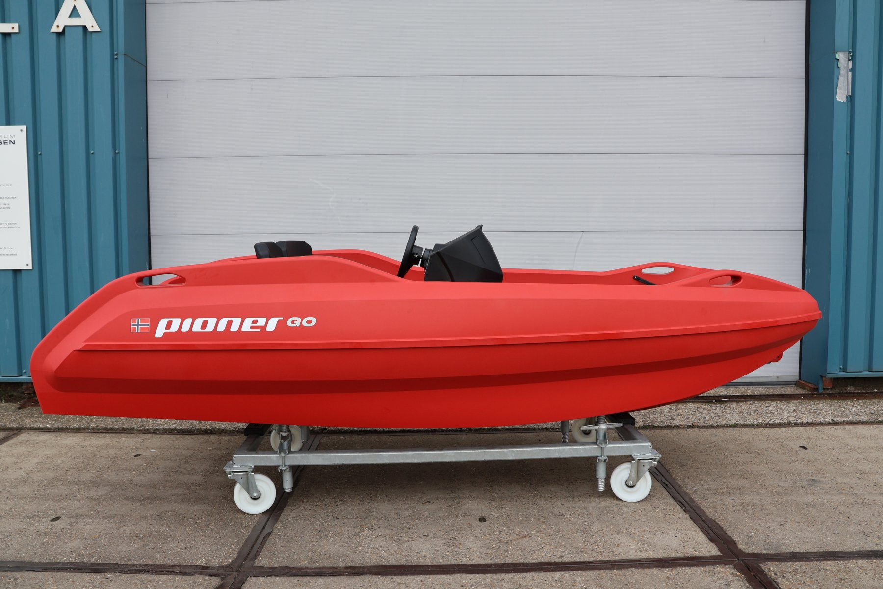 Pioner Go RED (Showmodel 2024), Speed- en sportboten for sale by Witsen Marine