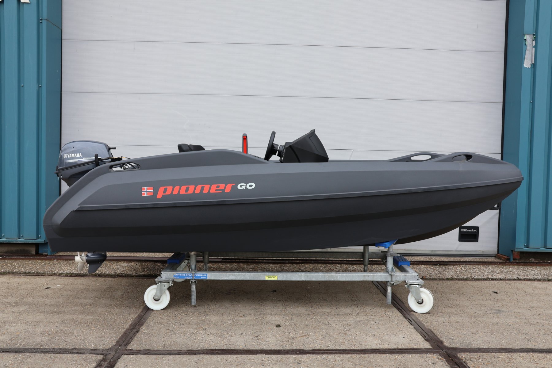 Pioner Go Darkline Met 6 PK (Showmodel 2024), Speed- en sportboten for sale by Witsen Marine