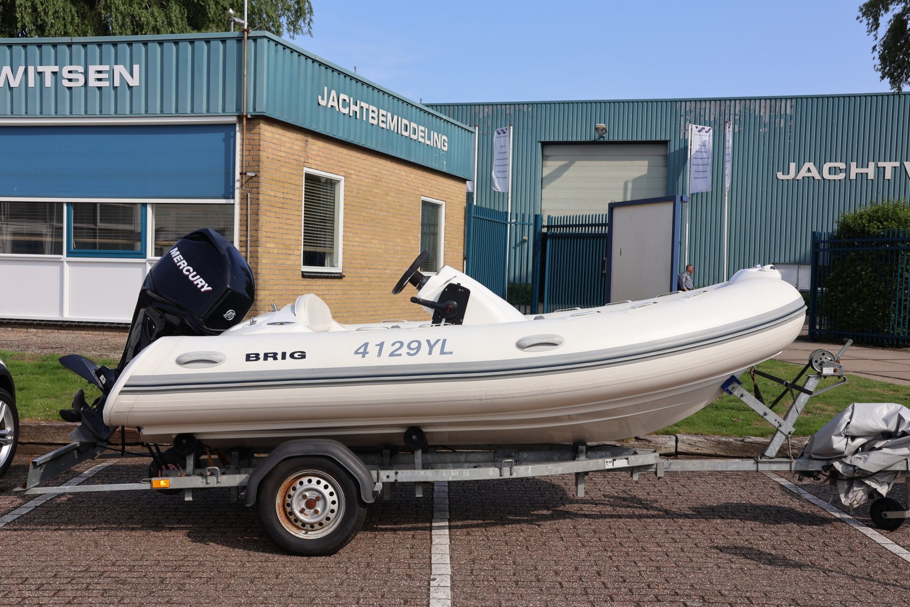 Brig EAGLE 380 Met 50 PK Mercury En Trailer, RIB en opblaasboot for sale by Witsen Marine