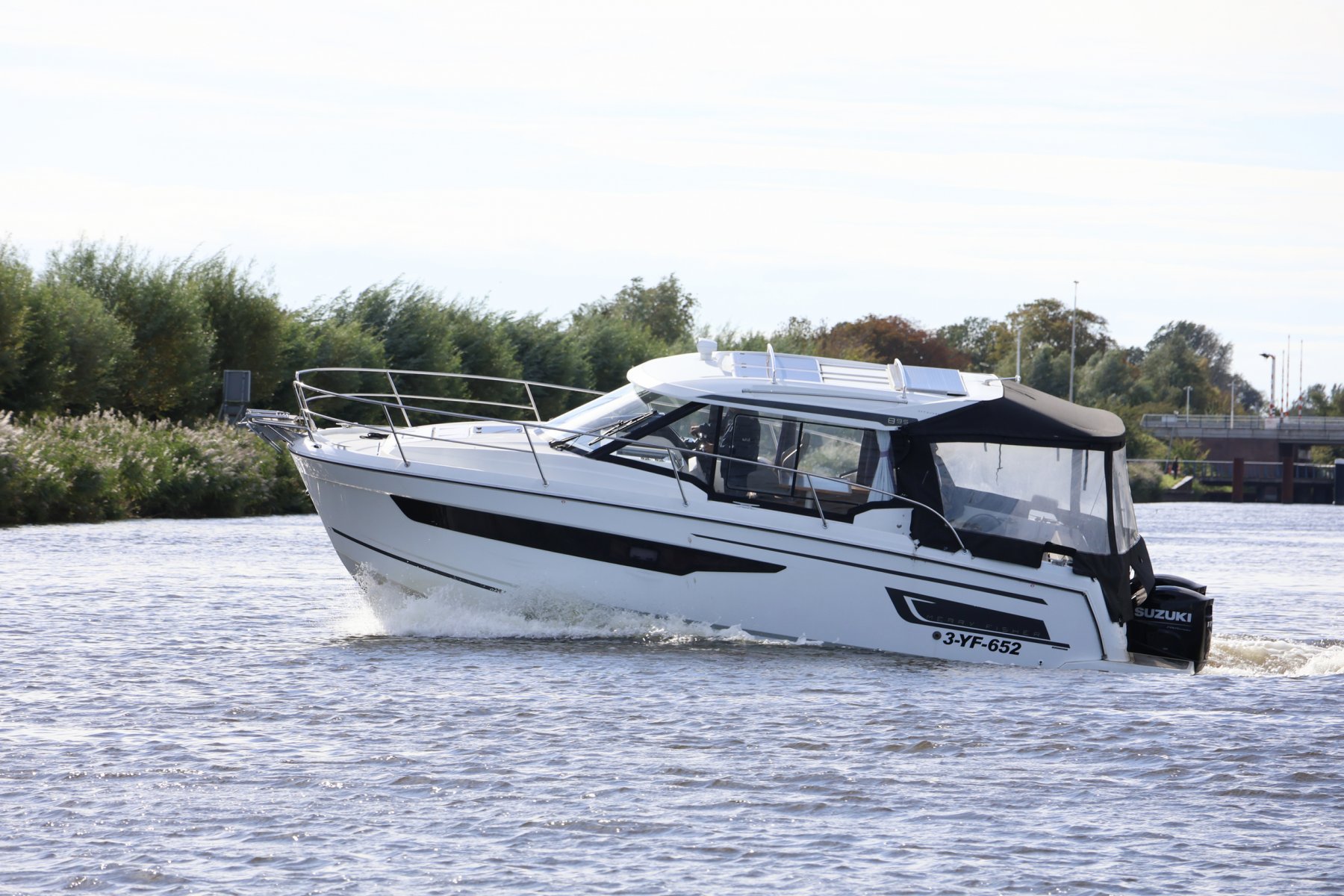 Jeanneau Merry Fisher 895 Offshore, Speedboat and sport cruiser for sale by Witsen Marine
