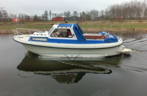 Adec 700