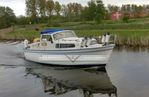 Albin 25 - De Luxe