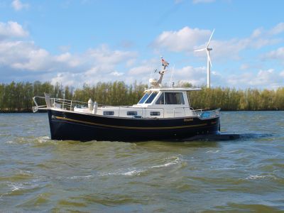 Menorquin 110, Motorjacht for sale by Jachthaven Strijensas