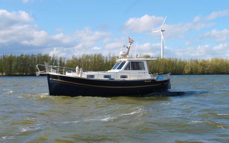 Menorquin 110, Motorjacht for sale by Jachthaven Strijensas