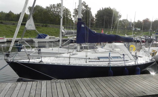 Beneteau First 30E, Zeiljacht for sale by At Sea Yachting