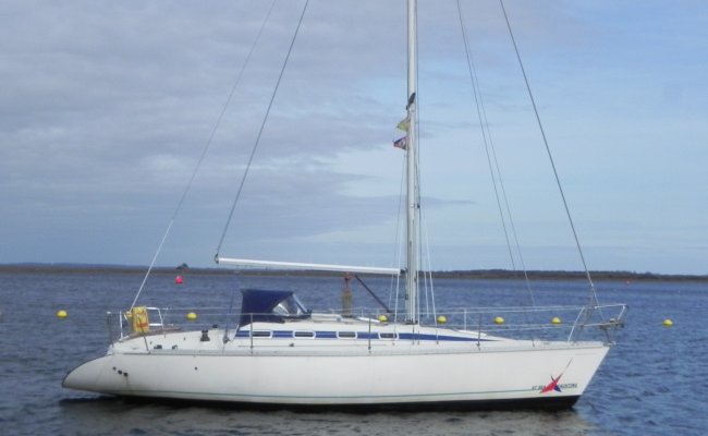 Elan 31, Zeiljacht for sale by At Sea Yachting