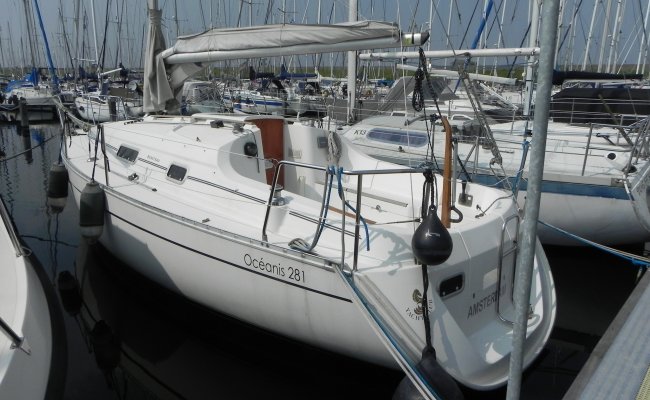 Beneteau Oceanis 281, Sailing Yacht for sale by At Sea Yachting