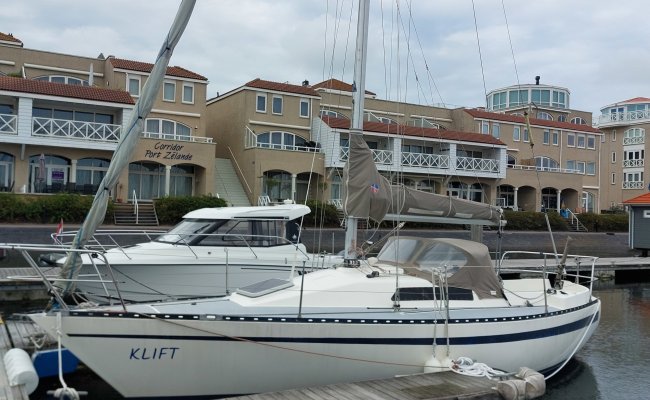 Ufo 27, Zeiljacht for sale by At Sea Yachting