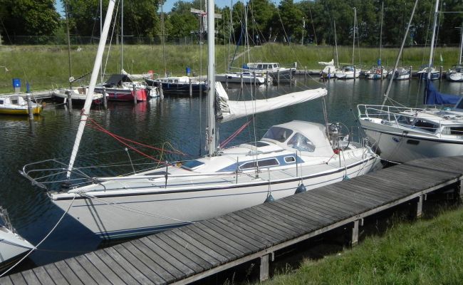 Dehler 34, Zeiljacht for sale by At Sea Yachting