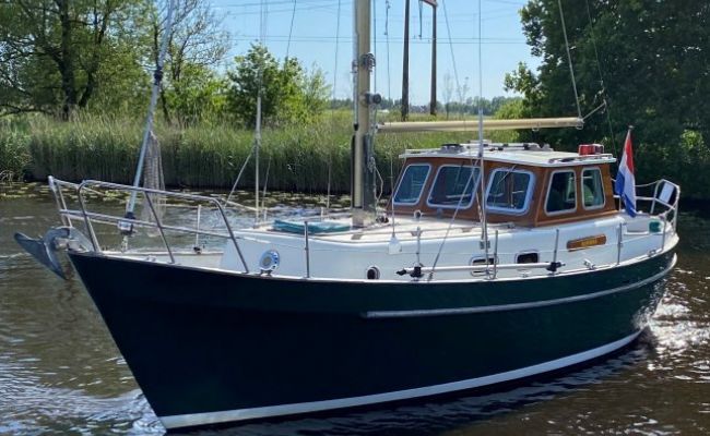 Dartsailer 30, Motorzeiler for sale by At Sea Yachting