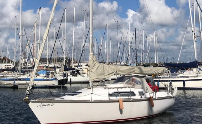 Van De Stadt Vita 30, Zeiljacht for sale by At Sea Yachting