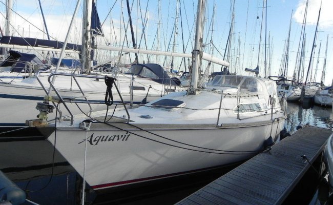 Van De Stadt Vita 30, Zeiljacht for sale by At Sea Yachting