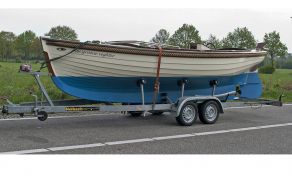 Groen Veghter Sloep 700