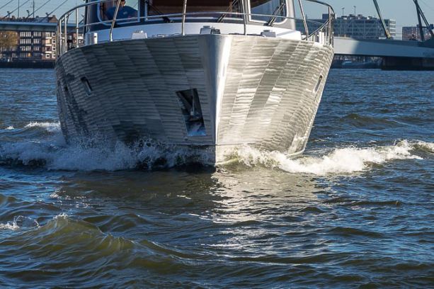 Deep Water Yachts Korvet18LowRider