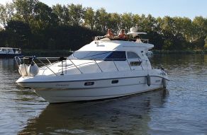 Sealine F33