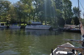 Bayliner 4387